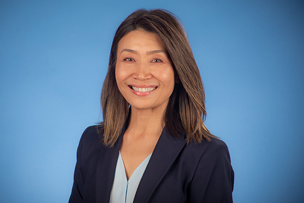 Hyon Fournier headshot